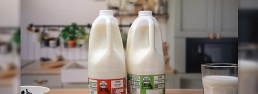 英スーパー大手・テスコ、牛乳ボトルのふたを透明に　リサイクルに配慮