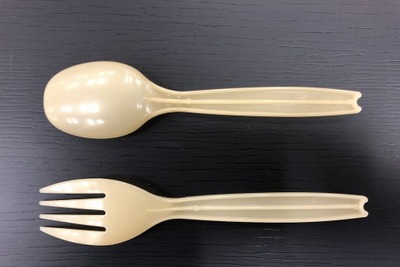 モスバーガー、バイオマス由来のカトラリーを全国展開へ 画像