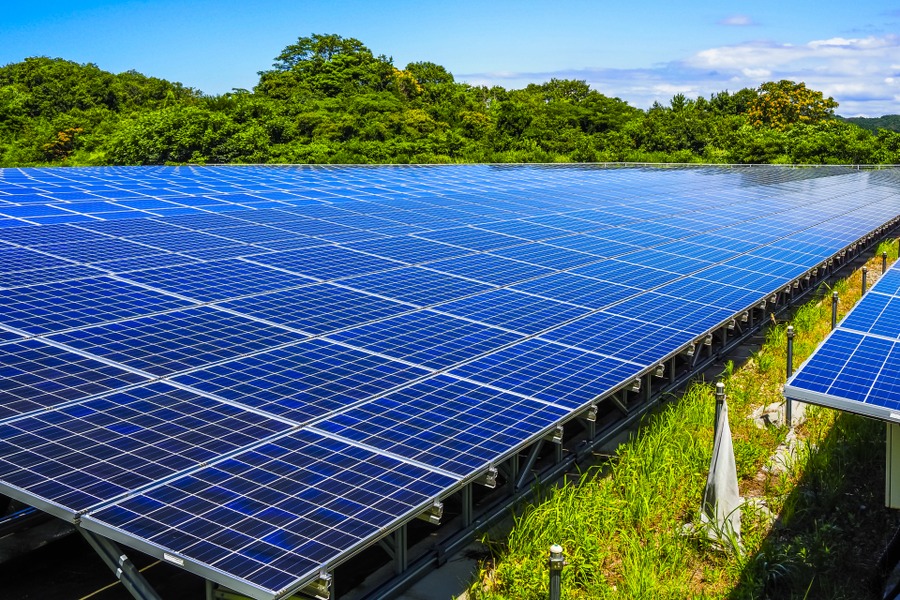 2022年の太陽光発電システム導入量は37％増、2023年も成長傾向　「太陽光発電マーケット2023」
